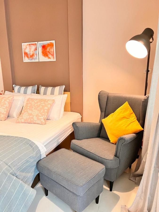 Por Poshtel Kanchanaburi Eksteriør billede