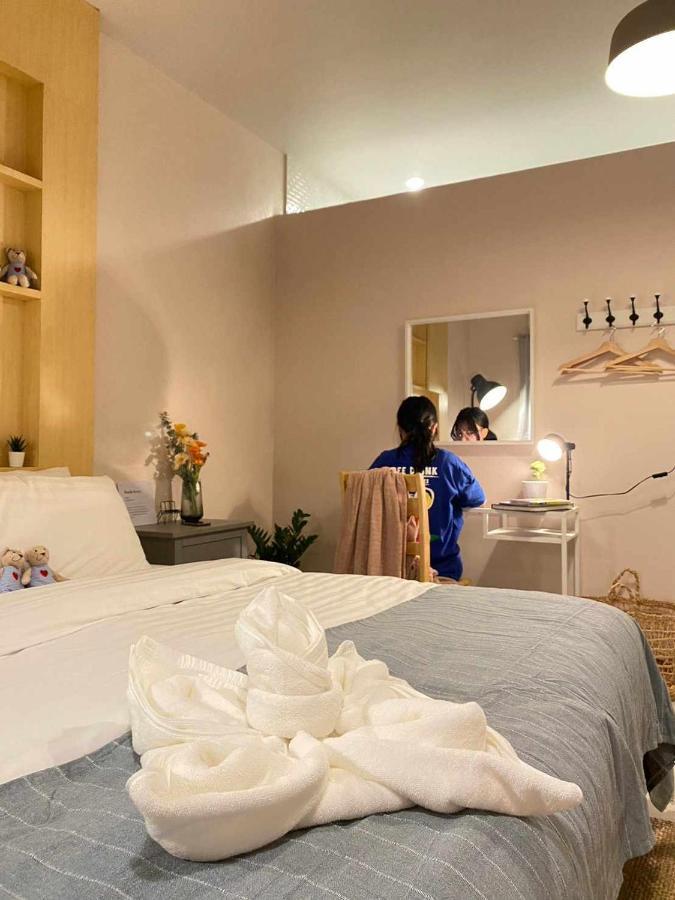 Por Poshtel Kanchanaburi Eksteriør billede