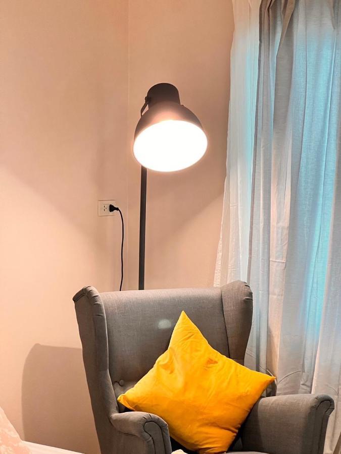 Por Poshtel Kanchanaburi Eksteriør billede